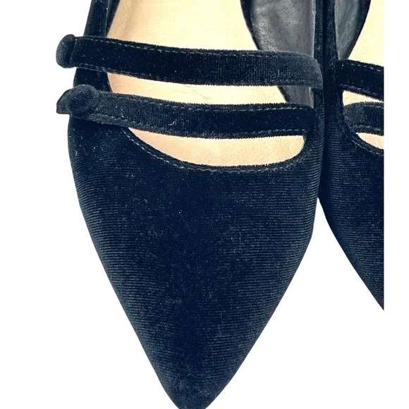Saks Fifth Avenue Flats Women 10 Black Good Velvet Mary Jane Pointed Toe Luxury - Picture 3 of 16